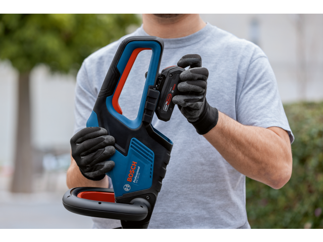 Akumulatorske škarje za živo mejo Bosch GHE 18V-60, 06008C9001